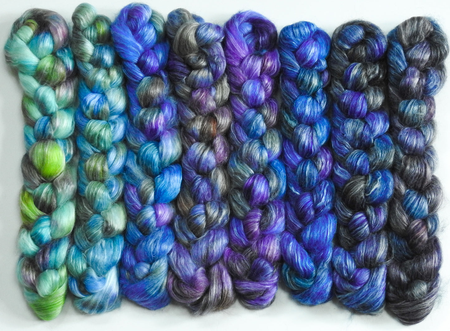 Ode to Hydrangeas - Gradient Braid Set-Fusion Series (12 oz) - White-faced Woodland/ Ramie/ Llama/ Bamboo(35/35/15/15)