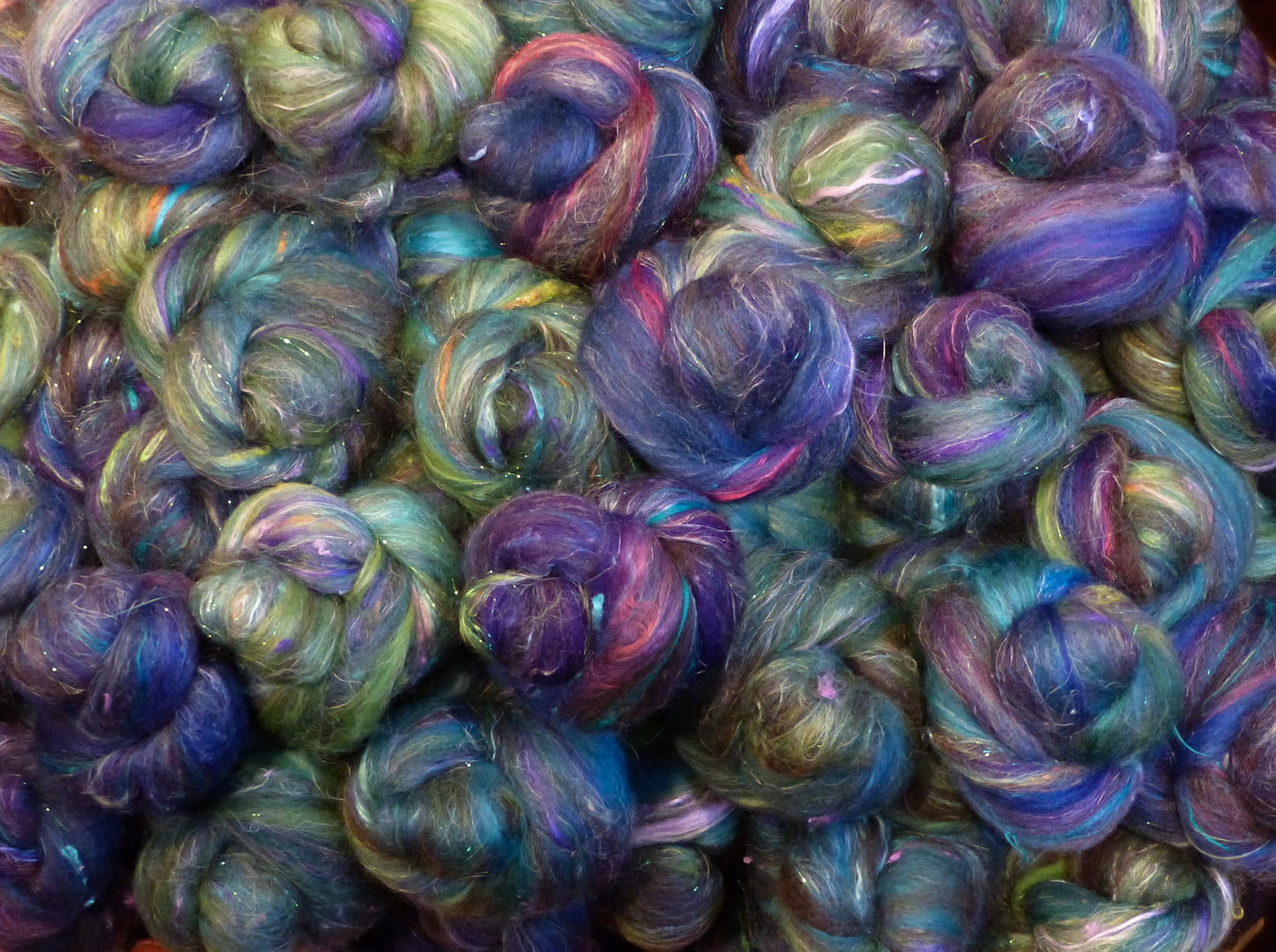 Waterlilies-Dark - Sticklebatts - 30% CVM/Rambouillet/Cotswold x fleece, merino, shetland, rambouillet, silk, bamboo, silk noil, FLAX, (angelina in sparkle batts) - Inglenook Fibers