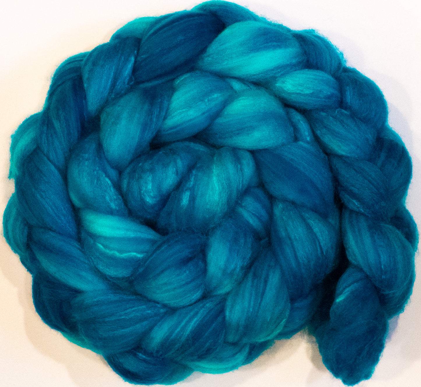 Batt in a Braid #35 - Bluebird - Sw Merino (18.5 mic) /Merino (18.5 mic) / Tussah Silk (40/40/20) - Inglenook Fibers