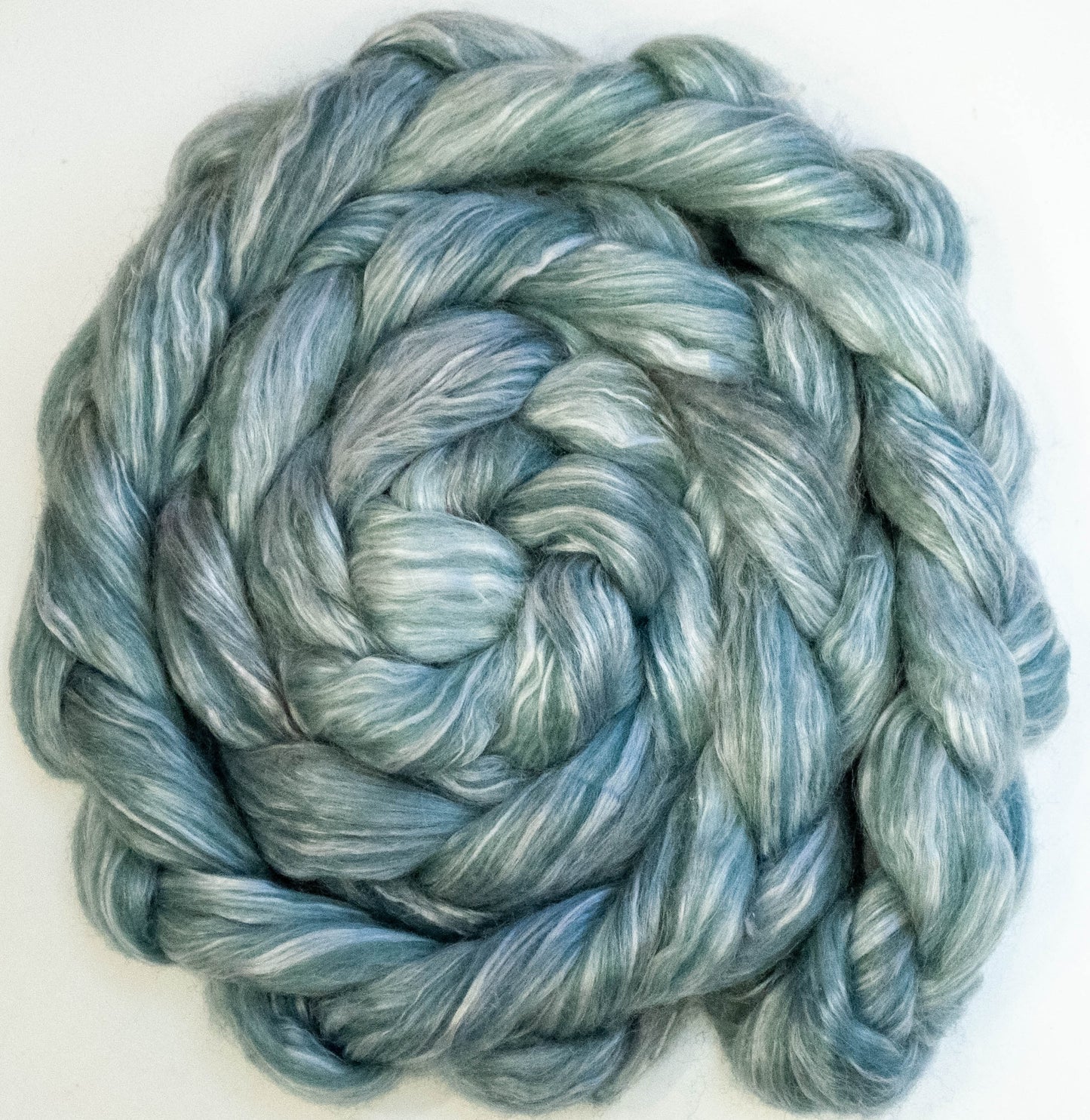 Silver Sage (5.7 oz.)- White-faced Woodland/ Ramie/ Llama/ Bamboo (35/35/15/15)-