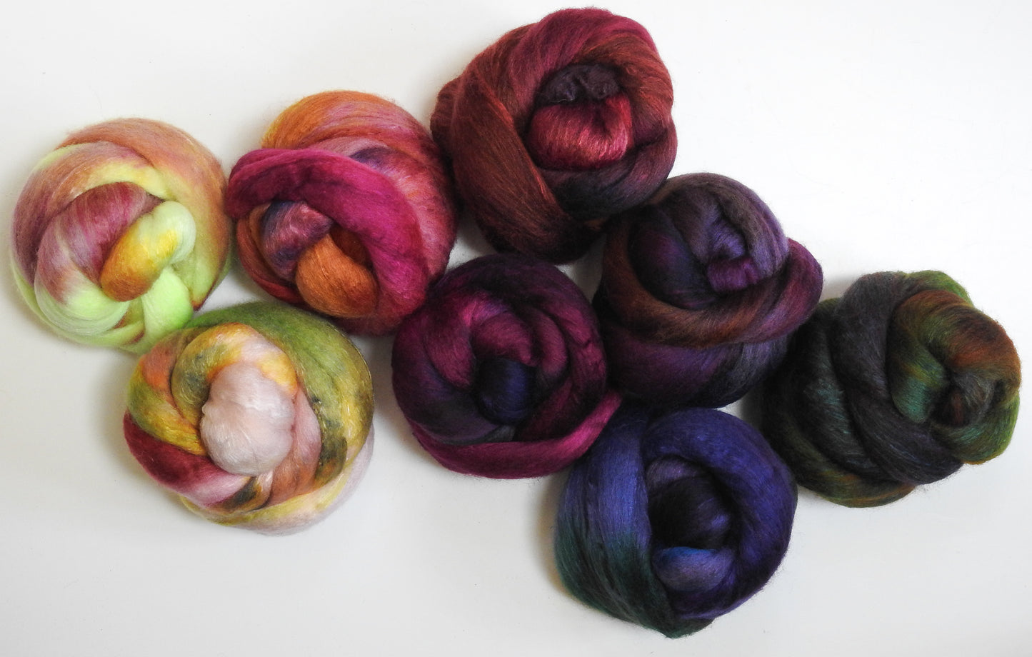 Lenten Roses - Gradient Set -  Haunui /mulberry silk (70/30)