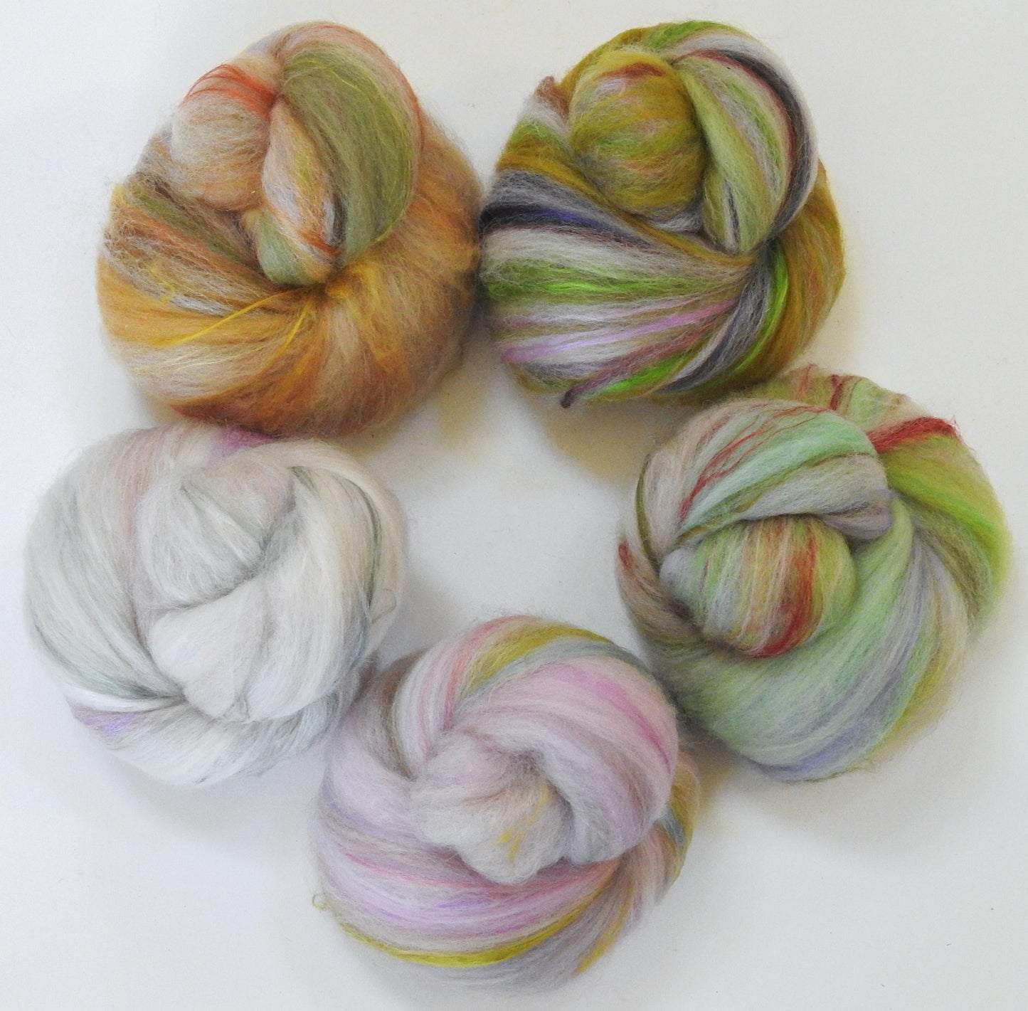 Snowy Owl (4.2 oz) NON- Sparkle Sticklebatts - Corrie X fleece, merino, silk, CAMEL