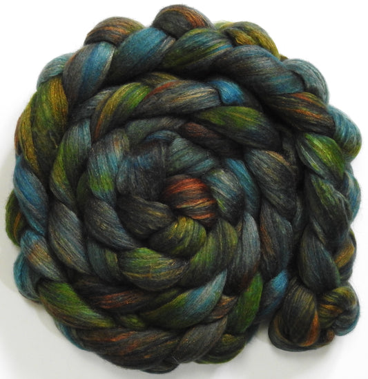 Kale (5.7 oz) - Batt in a Braid #7 - Polwarth/ Manx / Mulberry silk/ Firestar (30/30/30/10)