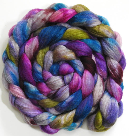Sea Holly - Batt in a Braid #7 - Polwarth/ Manx / Mulberry silk/ Firestar (30/30/30/10)