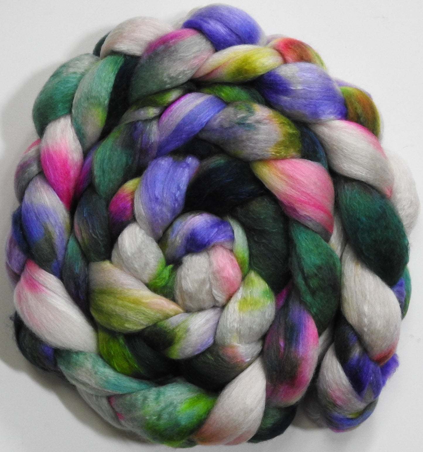 Nympheas - Silver Haunui / Mulberry Silk (70/30)