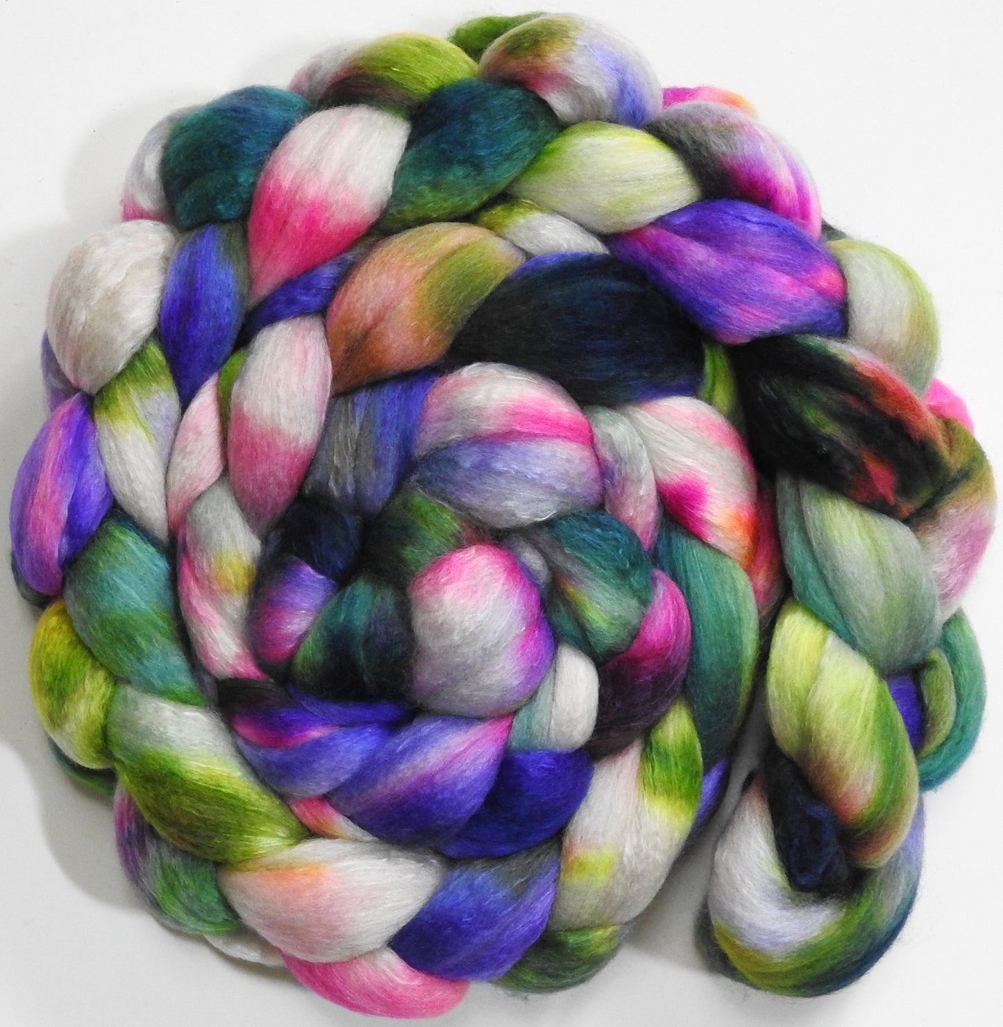 Nympheas - Silver Haunui / Mulberry Silk (70/30)