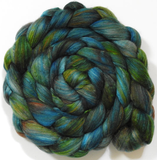 Kale (6.2 oz) - Batt in a Braid #5 - Merino/ Camel/ silk/ faux cashmere/ firestar (25/25/25/13/12)