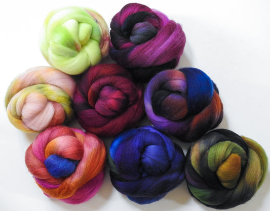 Lenten Roses Dyed Gradient Set - Shaniko Wool (20 micron)