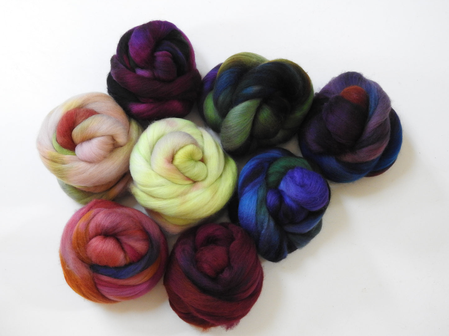 Lenten Roses Dyed Gradient Set (10.7 oz) - Fog Hogget Haunui 18.3 mic