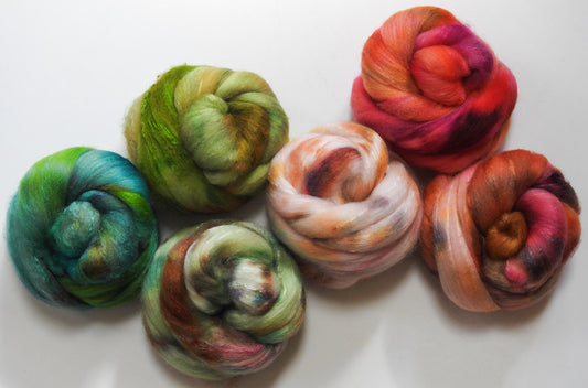 Flowering Quince Dyed Gradient Set (9 oz) - Polwarth / Tussah silk (85/15)