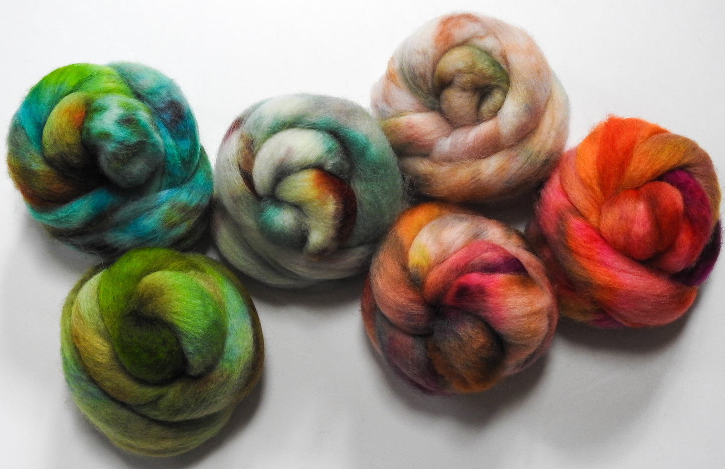 Flowering Quince Dyed Gradient Set (8.4 oz) - Blue-faced Leicester