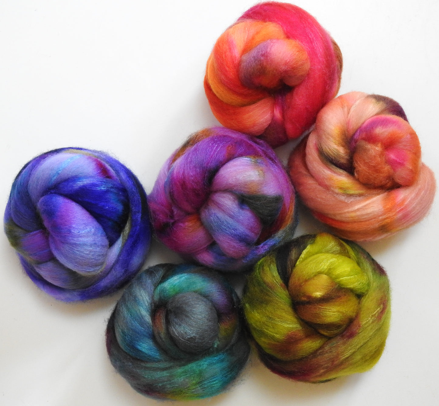 Flying Colors Dyed Gradient Set (8.8 oz) - Polwarth / Tussah silk (85/15)