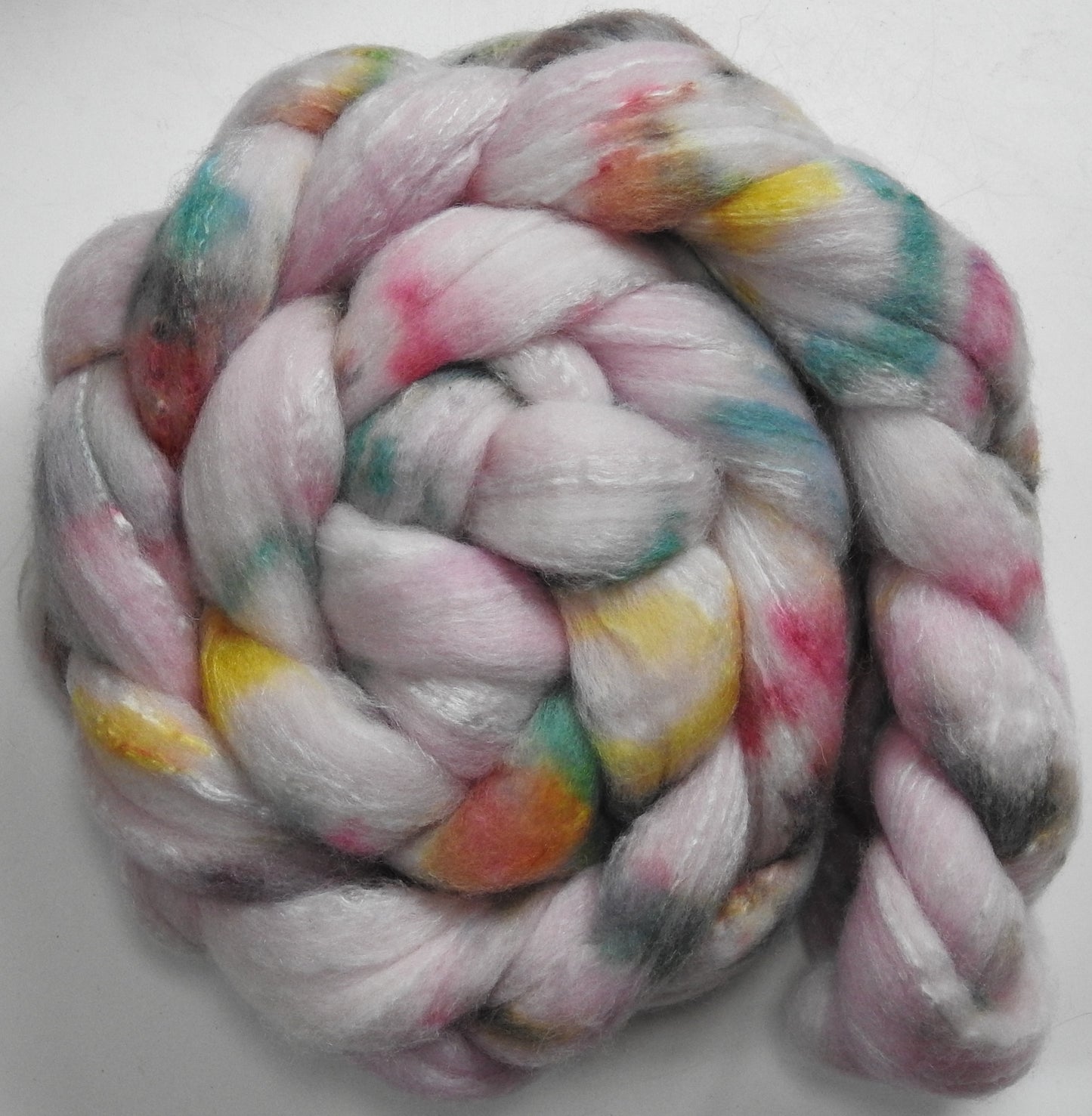 Daphne (5.9 oz) - Polwarth / Tussah silk (85/15)