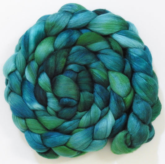 Neptune (5.6 oz) - White Haunui / Mulberry Silk (70/30) 20.4 mic.