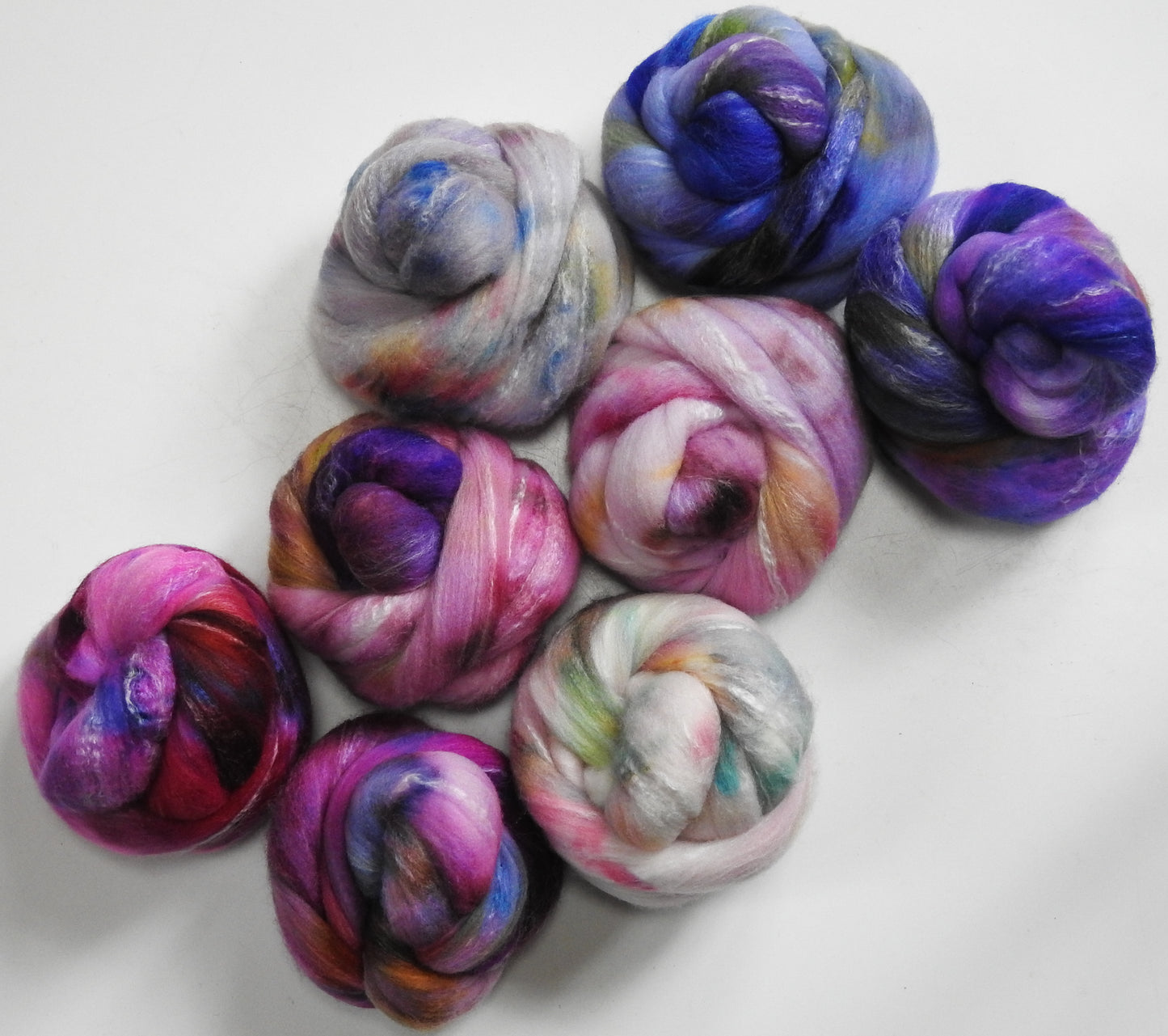 French Lilacs Dyed Gradient Set (11.3 oz)- Targhee/silk/ bamboo (80/10/10)