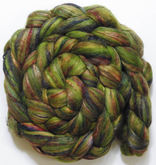 Inchworm (5.9 oz)-Batt in a Braid #39 - Merino/ Mulberry Silk / Sari Silk (50/25/25)