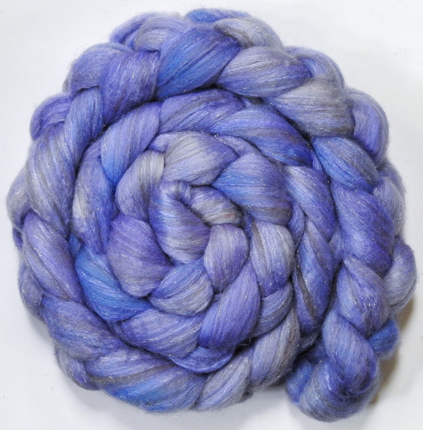 Nigella - Batt in a Braid #67 - Polwarth/Baby Camel/Tussah Silk/Gold Stellina (40/25/25/10)