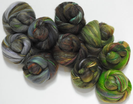 Iona Abbey -(4 oz.) NON -Sparkle Sticklebatts -BOND fleece, BFL, Merino, silk, Sari silk