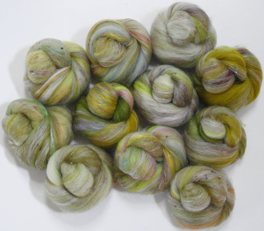 Greenstone - Sparkle Sticklebatts (4 oz) -BOND Fleece, Iona Lamb's wool, Merino, Hebridean Wool, Silk, Tweed blend, angelina