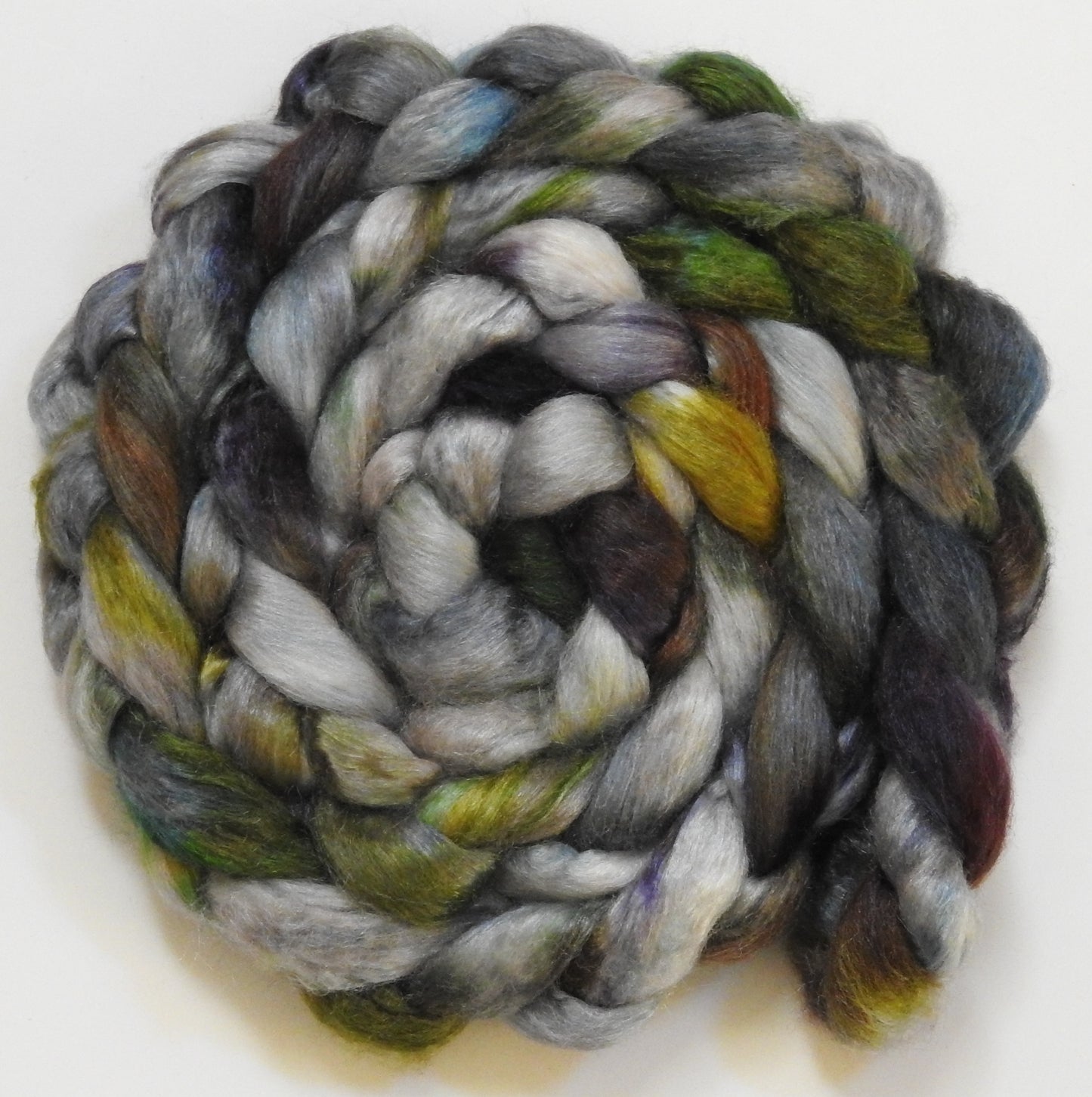Lodestone -(2.1 oz) Merino/ Mongolian Cashmere/ Tussah Silk (50/25/25)