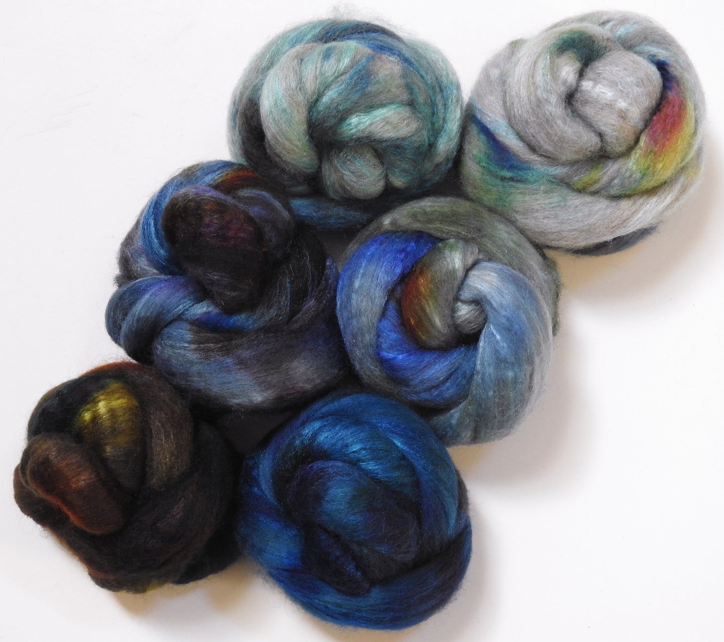 Sound of Iona -Gradient Set - (8.7 oz) - Mixed Bfl/silk (85/15)
