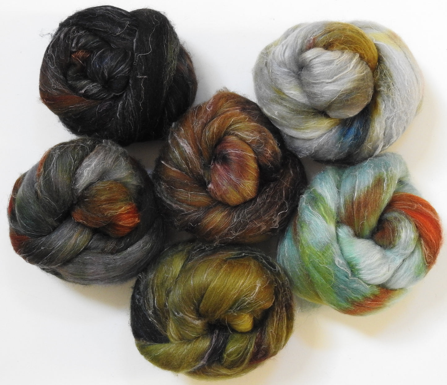 Tea Leaves - Gradient Braid Set - Batt in a Braid #29 - Rambouillet / Tussah / Flax (40/40/20)