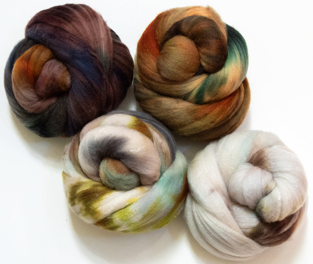 Aqueduct - Dyed Gradient Set (5.8 oz) - Rambouillet/mulberry silk (75/25)