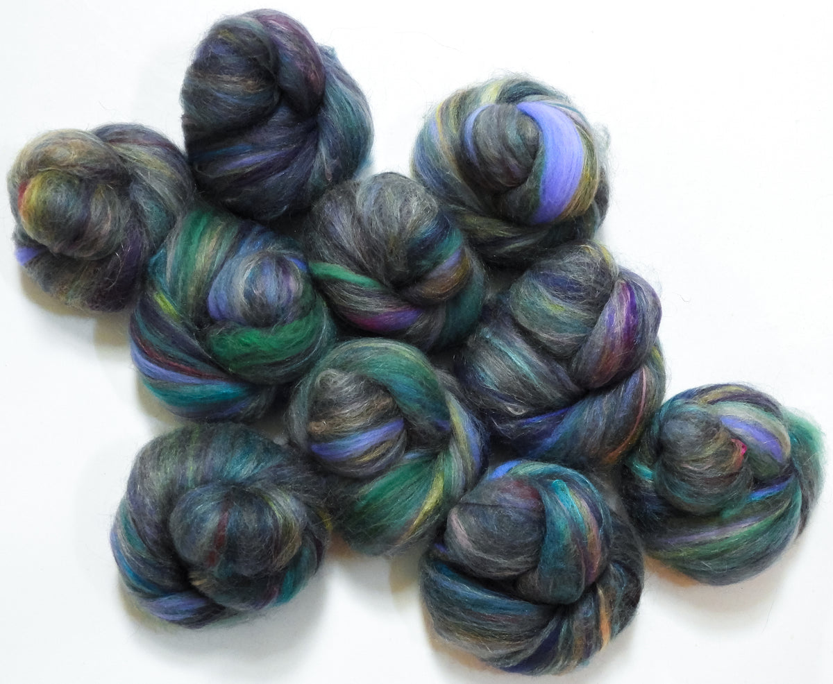 Crossing the Rubicon (3.9 oz) - Non-Sparkle Sticklebatts - merino, Bfl, Gotland, Silk, FLAX