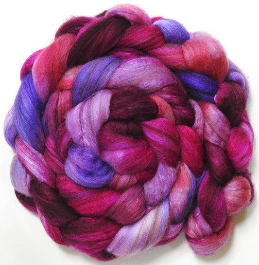 Sweet William (5.8 oz) - Batt in a Braid #7 - Polwarth/ Manx / Mulberry silk/ Firestar (30/30/30/10)