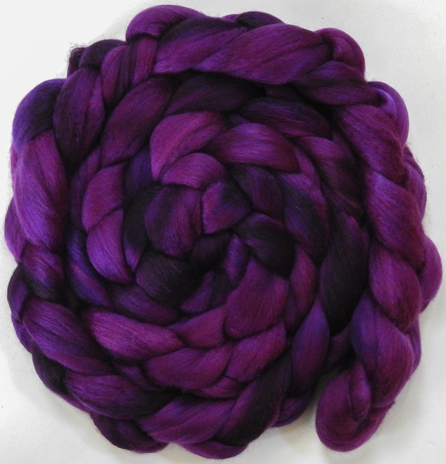 Aubergine (5.4 oz) - Pearl Haunui / Mulberry Silk (70/30)