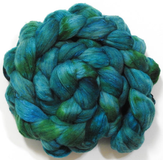 Neptune (5.6 oz)- 25 micron Merino/ Silk Slubs (70/30)
