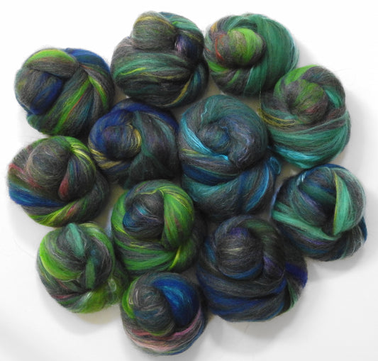 Baikal Apatite - NON-Sparkle Sticklebatts - CVMXRambouillet fleece, merino, Hebridean wool,  silk, sari silk