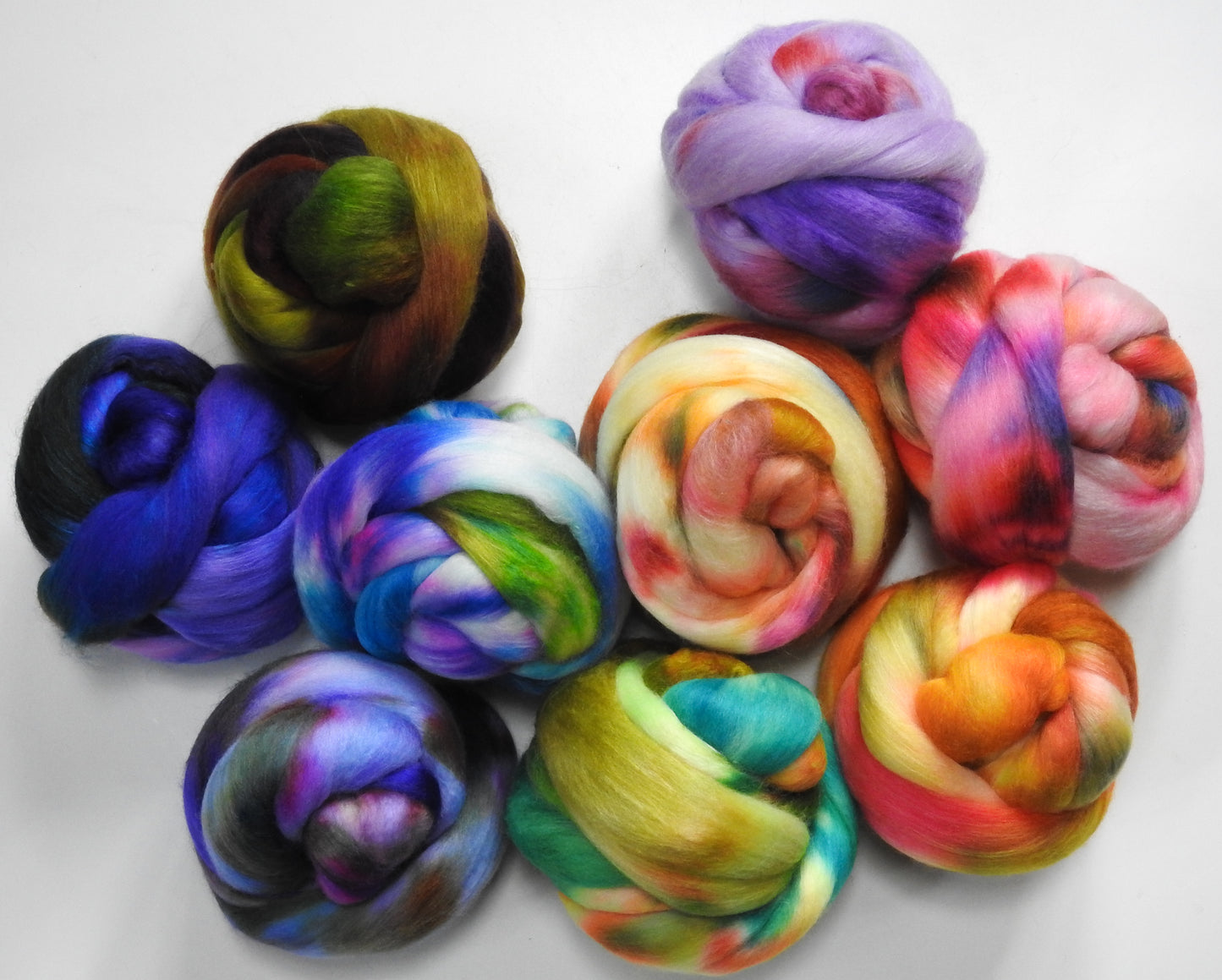 Tuscany in Bloom (12 oz) - Dyed Gradient Set - Pearl Haunui / Mulberry Silk (70/30)