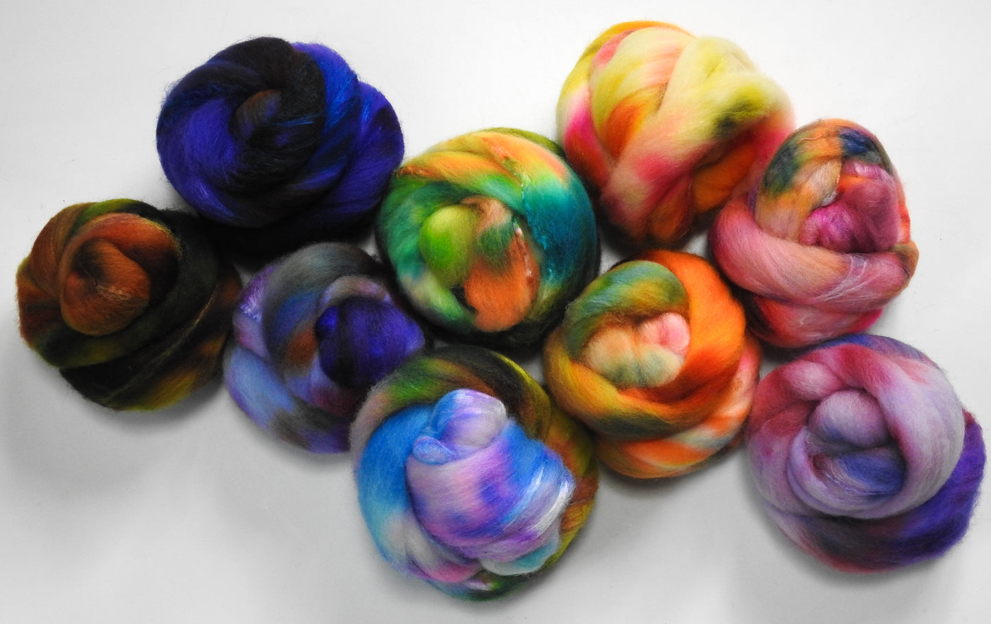 Tuscany in Bloom (12.9 oz)- Dyed Gradient Set - Polwarth / Tussah silk (85/15)