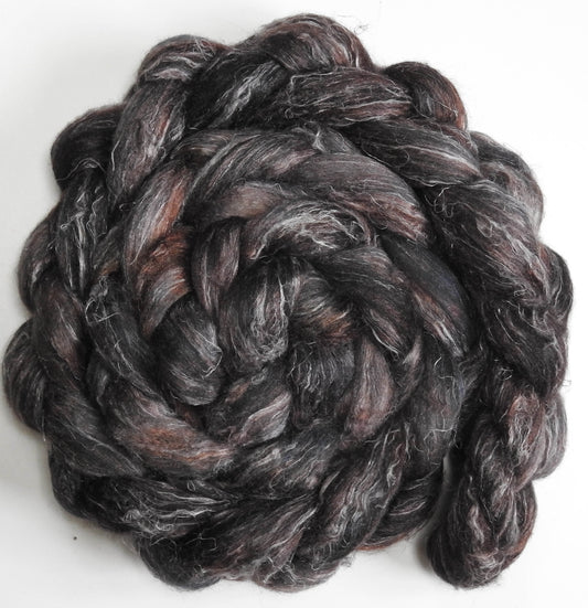 Gargoyle (5.6 oz) Merino/ Tussah Silk/ Natural Flax (50/25/25)