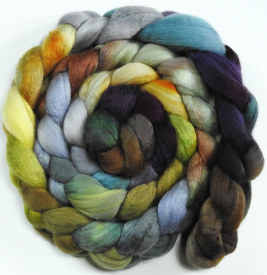 Stone Quarry -(5.2 oz) - White Hogget Haunui / Mulberry Silk (70/30) 21.1 mic.
