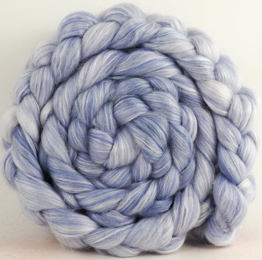 White-faced Woodland/ Ramie/ Llama/ Bamboo (35/35/15/15) - Silver Lining- (5.5 oz.)