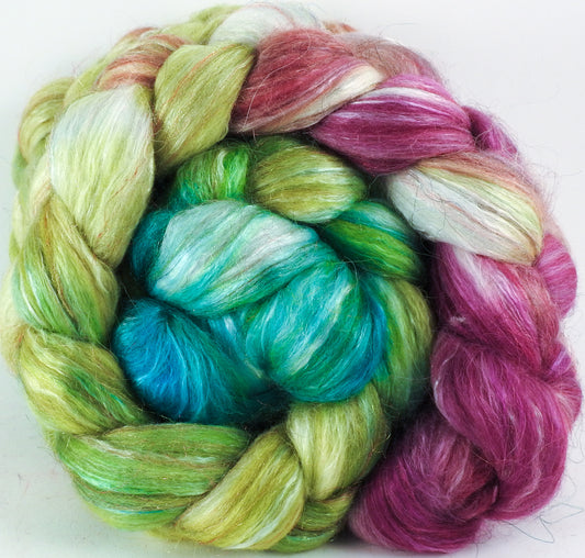 Batt in a Braid #31- Luna Moth -( 6.2 oz. ) - Polwarth/ Mulberry Silk / Baby Alpaca / Rainbow Firestar/ Tencel( 40/25/15/10/10) - Inglenook Fibers