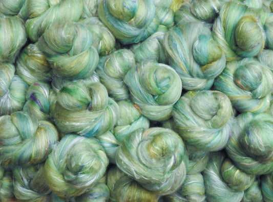 Willow -NON-SPARKLE Sticklebatts -30% CVM /Rambo/Bor.Leic./Corrie X fleece; merino, silk, bamboo, silk noil
