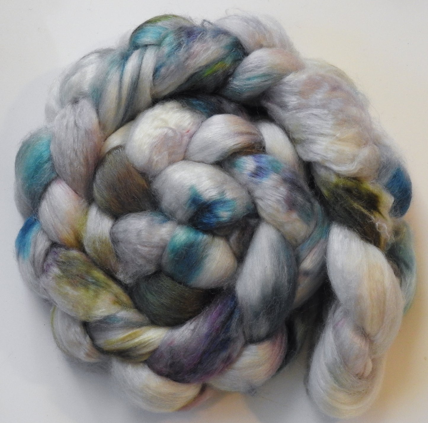 Moonstone- Mongolian Cashmere/ Tussah Silk (50/50)