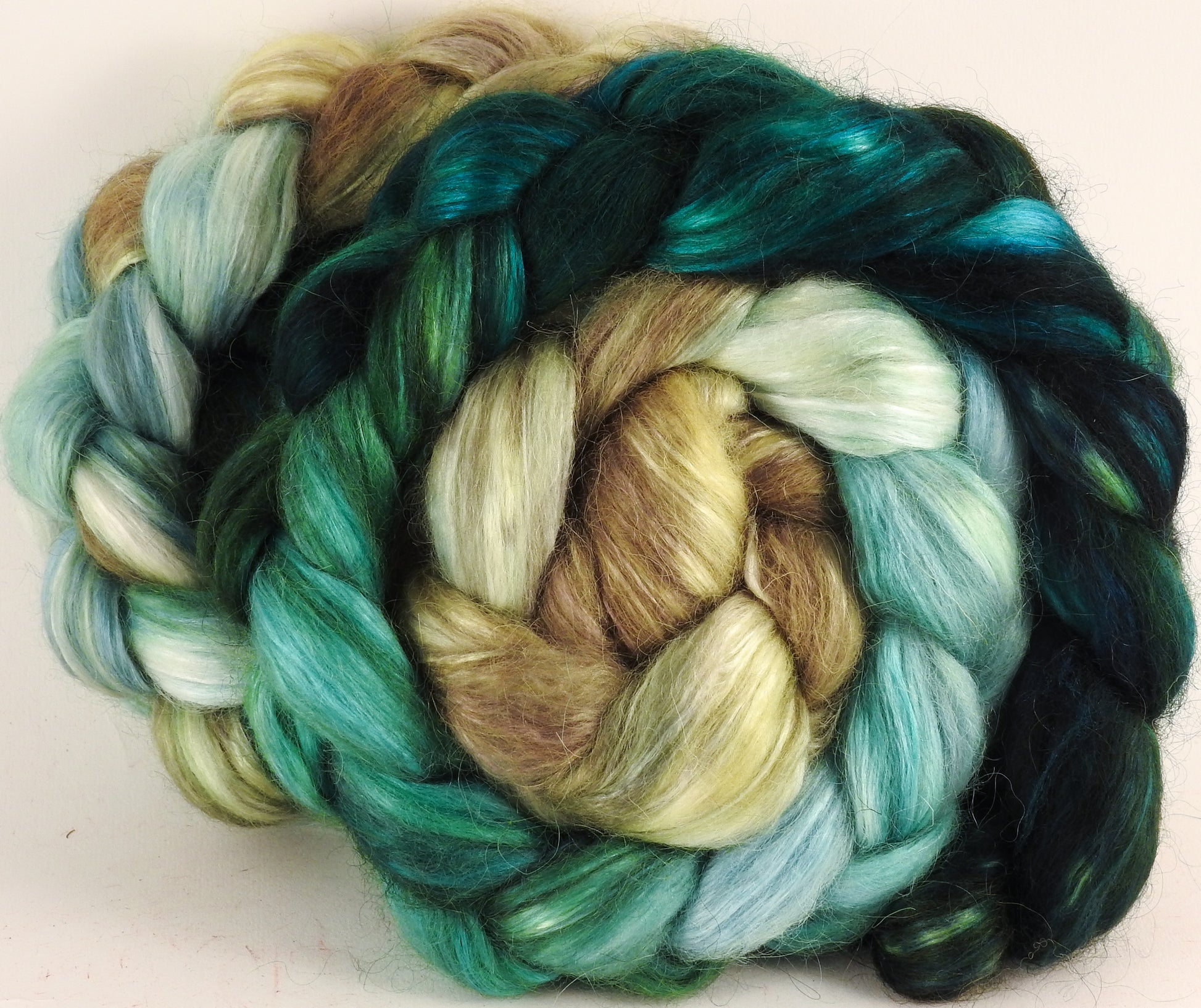 Hand-dyed wensleydale/ mulberry silk roving (65/35) - Aventurine - (5.3 oz.) - Inglenook Fibers