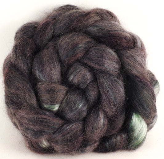 Hand-dyed wensleydale/ mulberry silk roving (65/35) - Asphalt - (5.3 oz.) - Inglenook Fibers