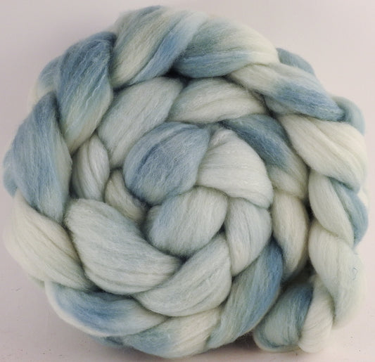 Hand dyed top for spinning - Light Indigo -(5.1 oz) Targhee/silk/ bamboo ( 80/10/10) - Inglenook Fibers