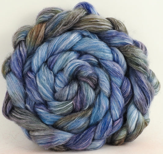 (5.6 oz.)- White-faced Woodland/ Ramie/ Llama/ Bamboo (35/35/15/15)-