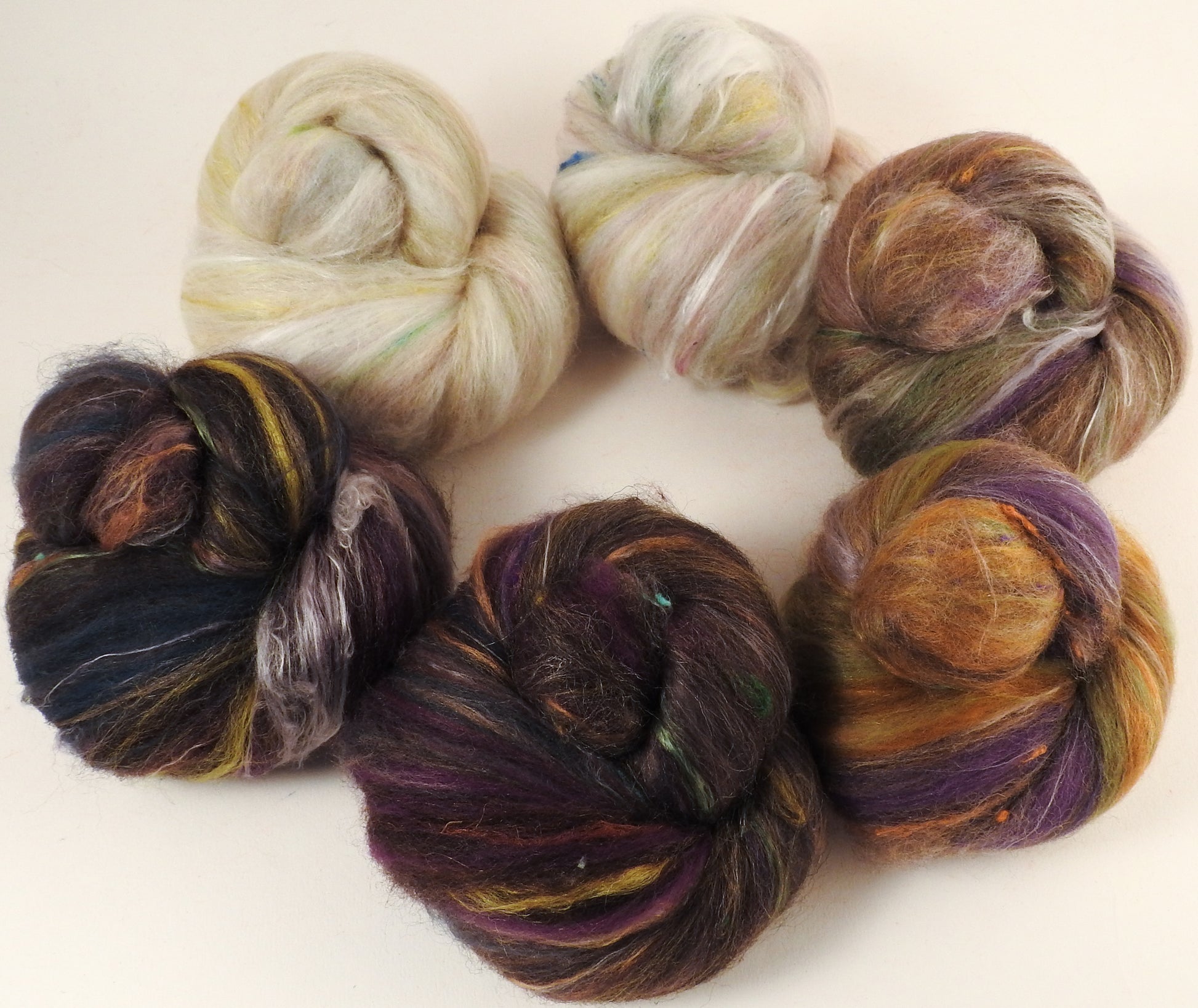 Monet's Dandelions  - Sticklebatts - 30% CVM/Rambouillet/Finn/Cotswold x fleece; merino, organic polwarth, shetland, manx, rambouillet, manx, silk (tussah, peduncle, mulberry), bamboo, silk noil - Inglenook Fibers