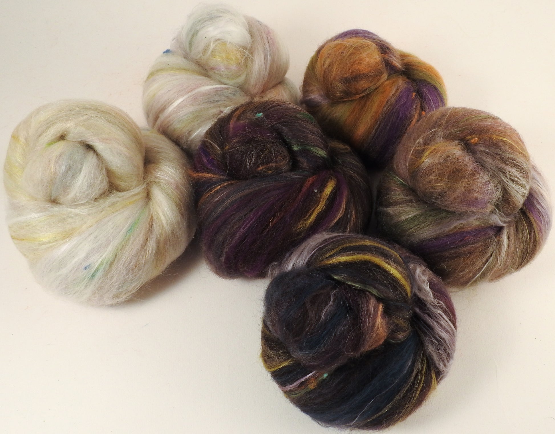 Monet's Dandelions  - Sticklebatts - 30% CVM/Rambouillet/Finn/Cotswold x fleece; merino, organic polwarth, shetland, manx, rambouillet, manx, silk (tussah, peduncle, mulberry), bamboo, silk noil - Inglenook Fibers