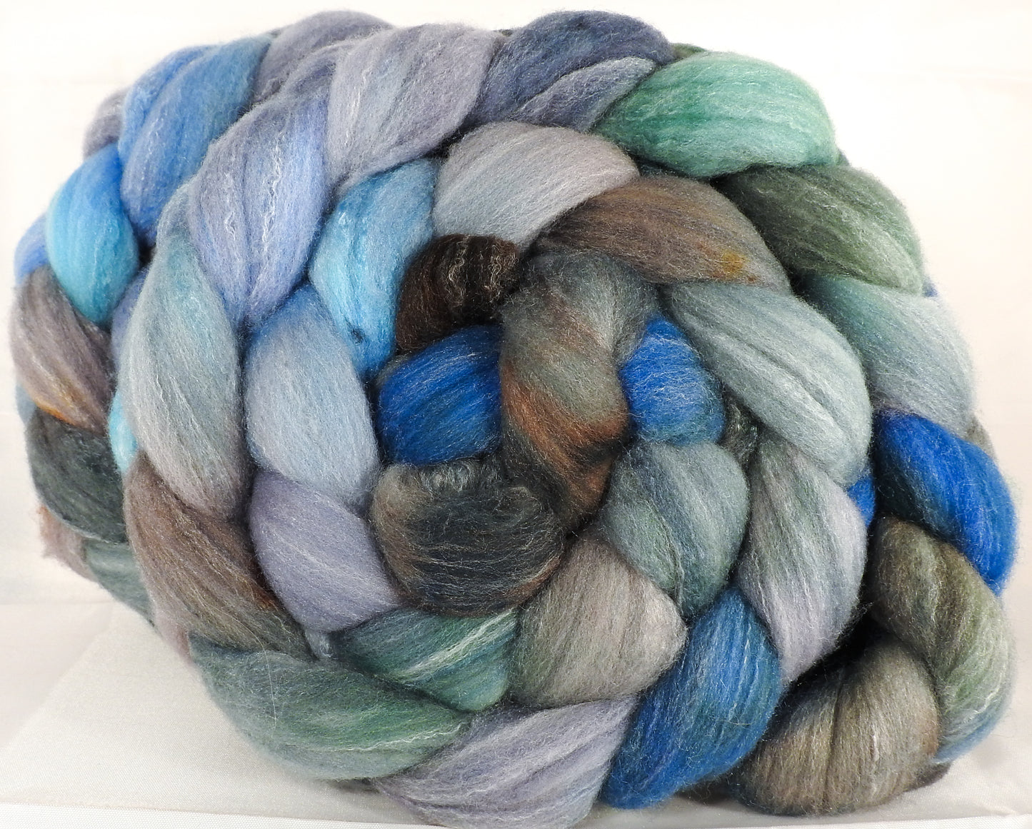 Hand dyed top for spinning -Stormy Seas- (5.2 oz.) Targhee/silk/ bamboo ( 80/10/10) - Inglenook Fibers