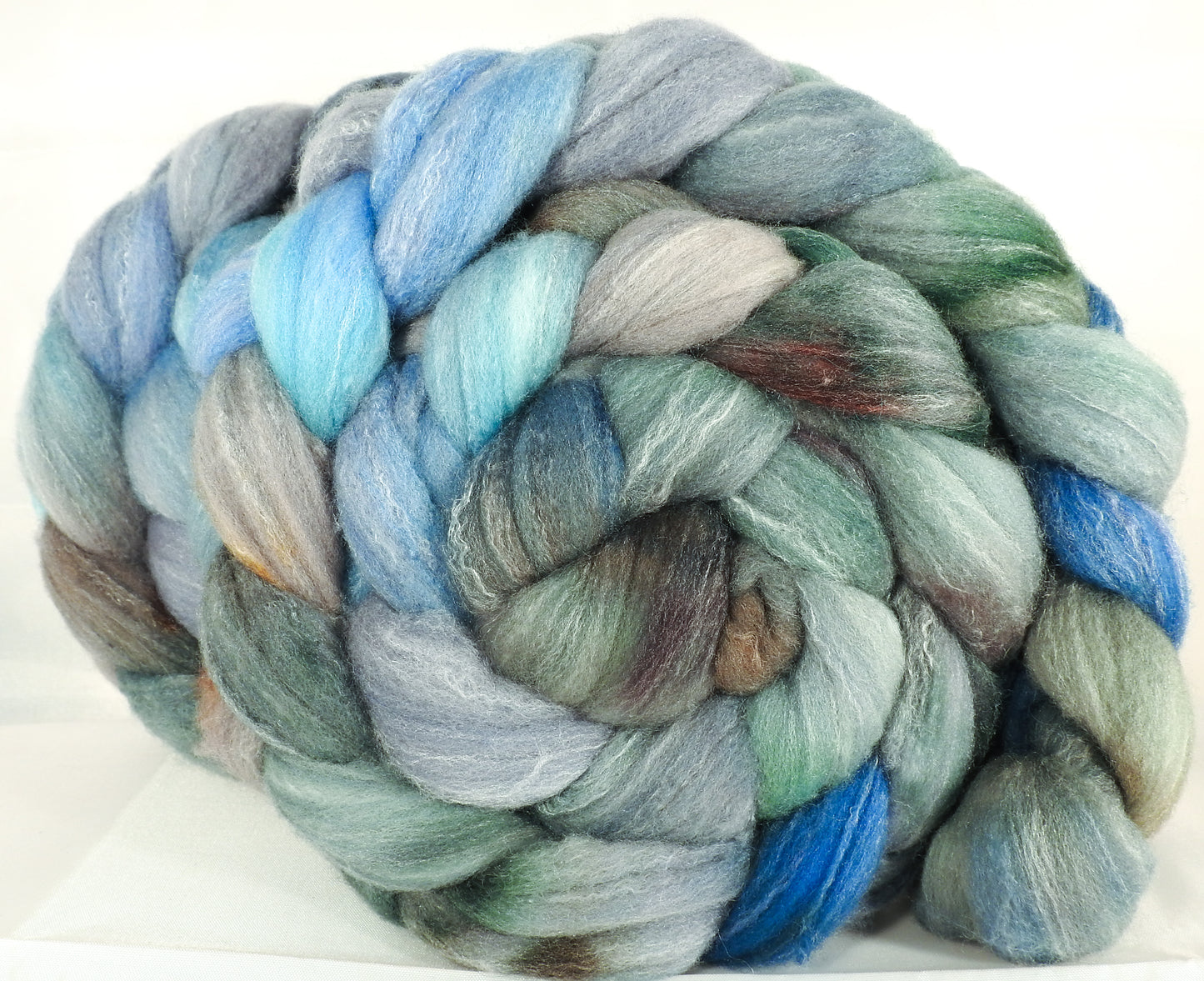 Hand dyed top for spinning -Stormy Seas- (5.2 oz.) Targhee/silk/ bamboo ( 80/10/10) - Inglenook Fibers