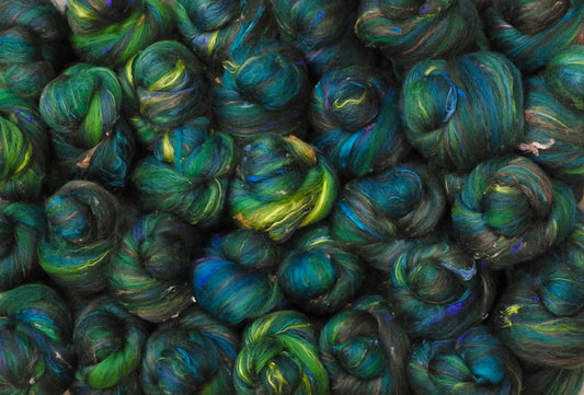 Broccoli- Sticklebatts (4 oz)- 30% Bond Fleece; Organic Polwarth, rambouillet, merino, silk, bamboo, silk noil