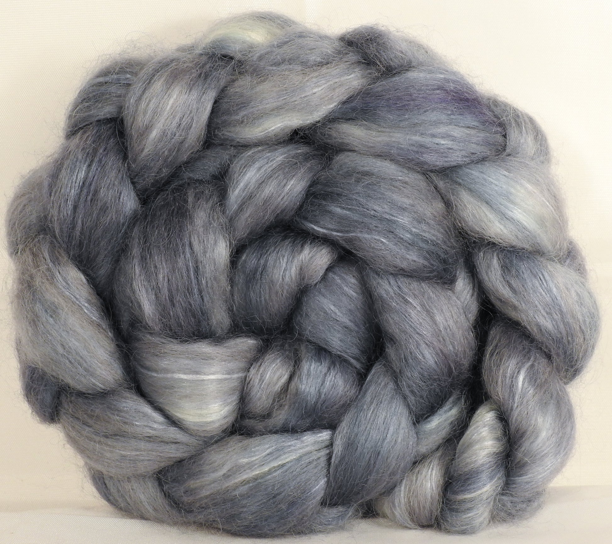 Wensleydale/ mulberry silk roving ( 65/35) -Puddle - (5.3 oz.) - Inglenook Fibers